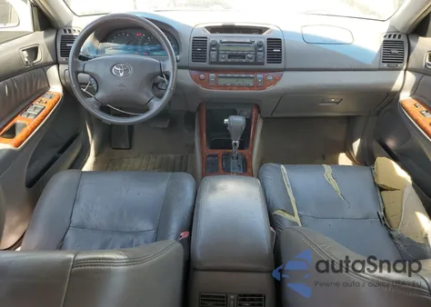 2004 Toyota Camry Le из США, поврежденный, VIN JTDBF32K740152595